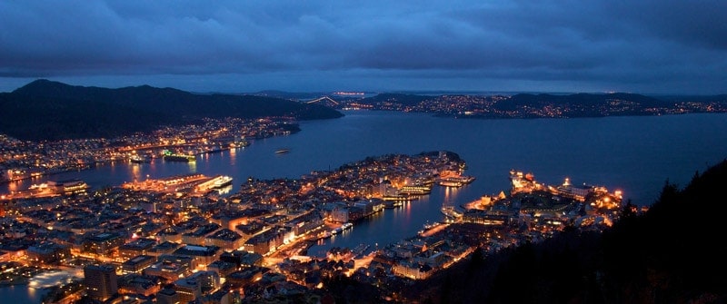 Bergen by Night 21:9 Wallpaper